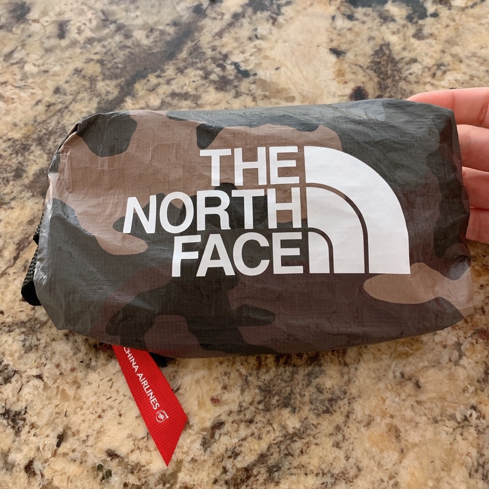 Free gifts when you buy two or more items.